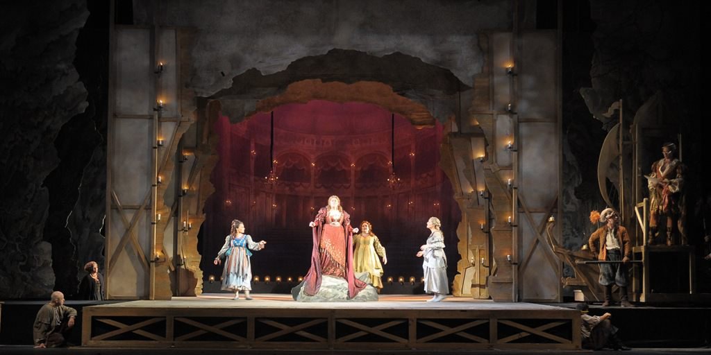 Ariadne auf Naxos - Theatre reviews