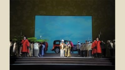 the mikado at the lyric opera of chicago